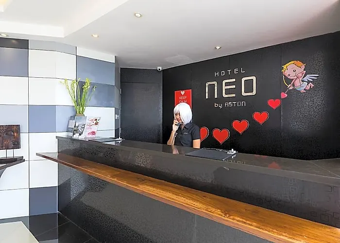 ホテル Neo By Aston